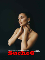  Mia Kalinda 24 Jahre jung Studio-Enigma 